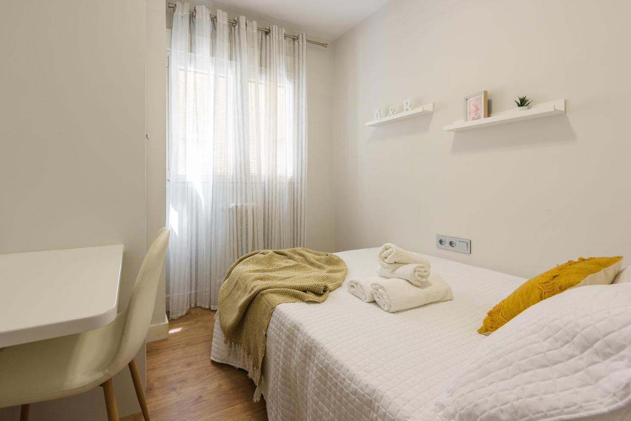 Apartamento Centrico Parking Aire Acondicionado Y Wifi Гранада Экстерьер фото